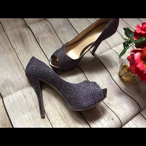 Guess Women's Isila Glitter Peep Toe, Size 8.5M - Picture 7 of 8